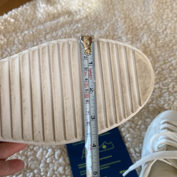 Louis Vuitton time out sneaker - Picture 14 of 17